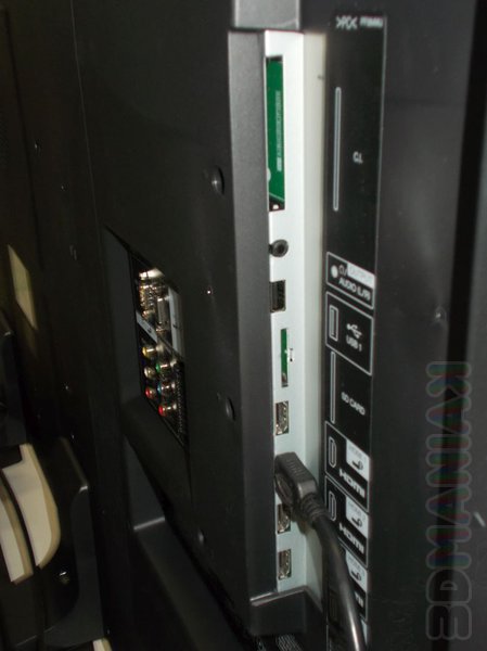 Sharp LC-70UQ10E (2)