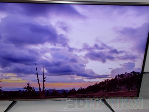 Sharp LC-70UQ10E (4)